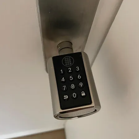 Gemuetliche 4 - Mit Kueche Und Bad Zur Eigennutzung -schuster Homes- Apartment *