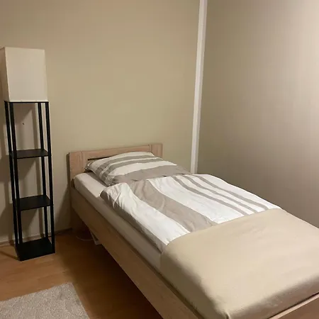 Apartment Gemuetliche 4 - Mit Kueche Und Bad Zur Eigennutzung -schuster Homes- *
